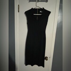 Almost Famous Black V-Neck Sheath Midi Dress